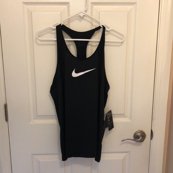 Nike Tops - Women’s Nike Dri-Fit